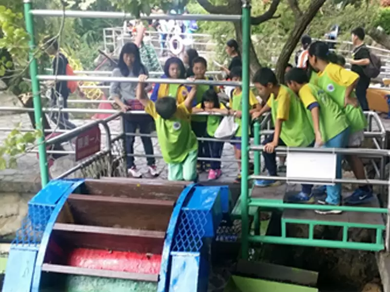 魔幻能源水与太阳